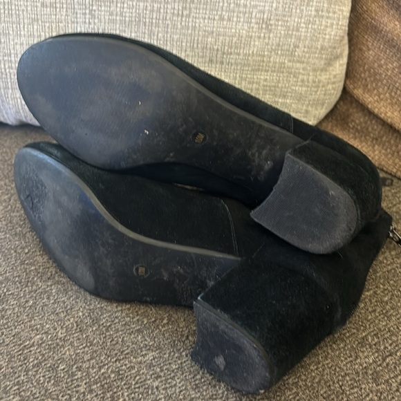 Steve Madden Black Suede Ankle Boot Chunky Heel Size 10 - Picture 9 of 12